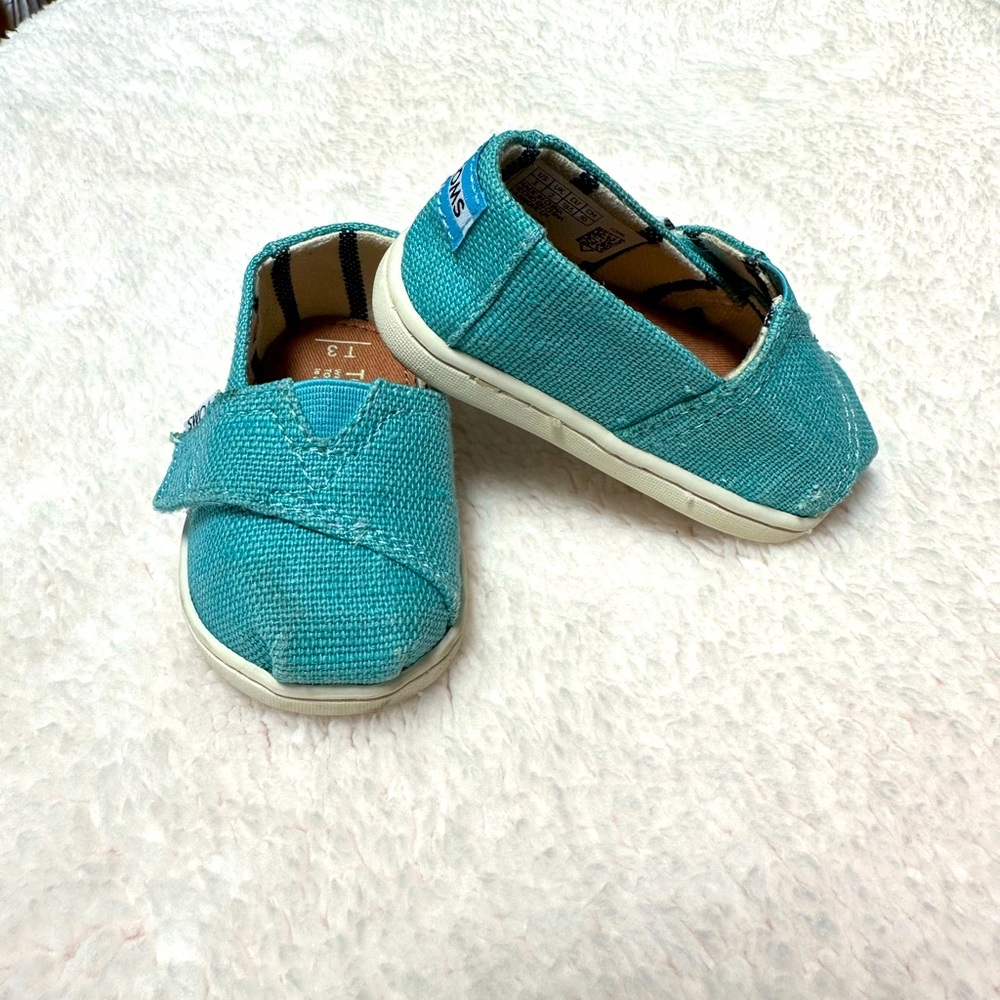Toms Baby Slip On Shoes - Sz. 3